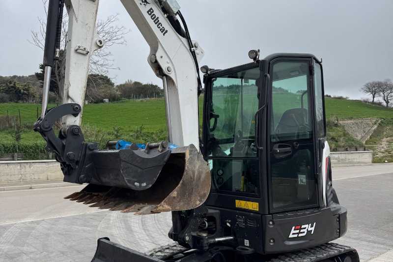 OmecoHub - Immagine BOBCAT E34